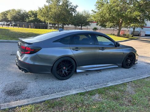 Used 2019 Honda Accord Sport image 5