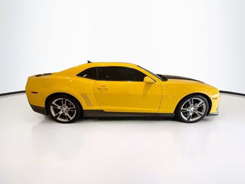 Used 2010 Chevrolet Camaro SS w/ LPO, Ground Effects Package RWD image 7