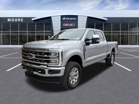 Used 2024 Ford F350 Lariat w/ Lariat Ultimate Package image 7