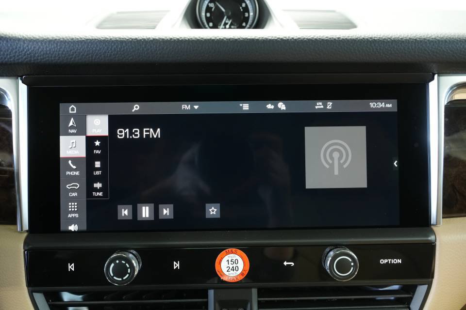Certified 2026 Porsche Macan AWD/4WD image 18