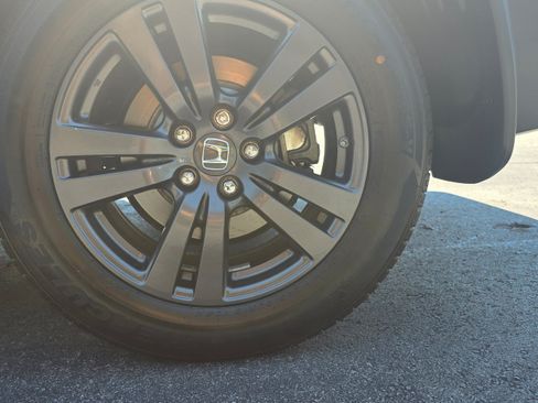 Used 2018 Honda Ridgeline Sport image 22