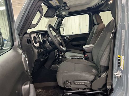 New 2026 Jeep Wrangler Unlimited Sport AWD/4WD image 19
