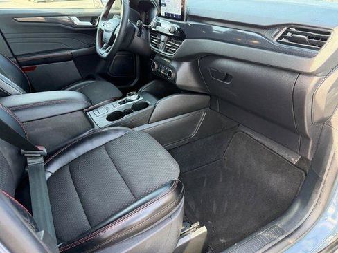 Used 2024 Ford Escape ST-Line image 13