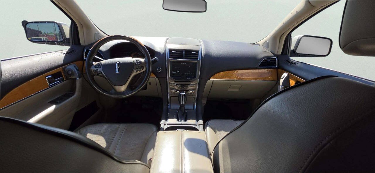 Used 2011 Lincoln MKX AWD w/ 102A Rapid Spec Order Code image 8
