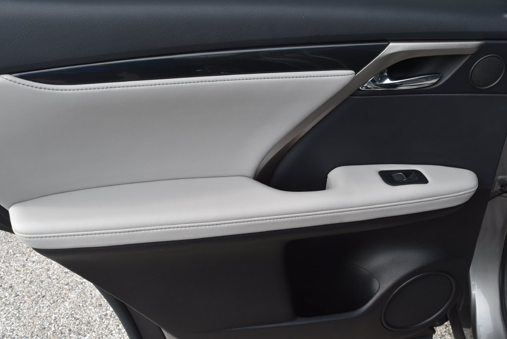 Used 2019 Lexus RX 350 FWD w/ Accessory Package image 11