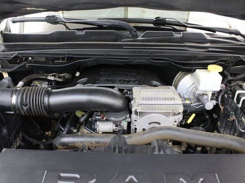 Used 2024 RAM 1500 Limited AWD/4WD image 35