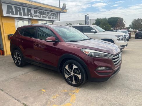 Used 2016 Hyundai Tucson Sport FWD image 1