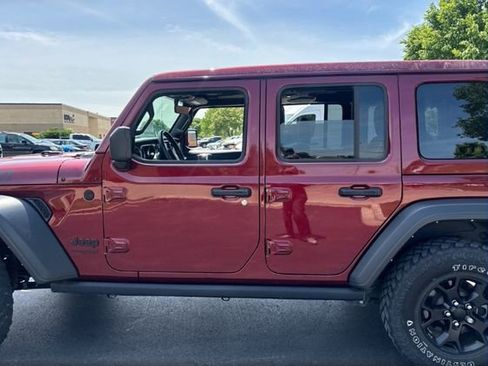 Used 2021 Jeep Wrangler Unlimited Sport AWD/4WD image 4