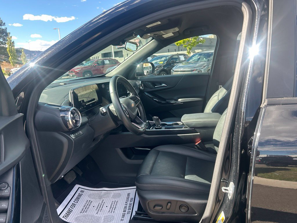 Used 2026 Chevrolet Equinox LT w/ Convenience Package II AWD/4WD image 23