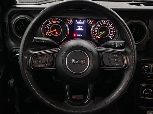 Used 2023 Jeep Wrangler Unlimited Sport image 15