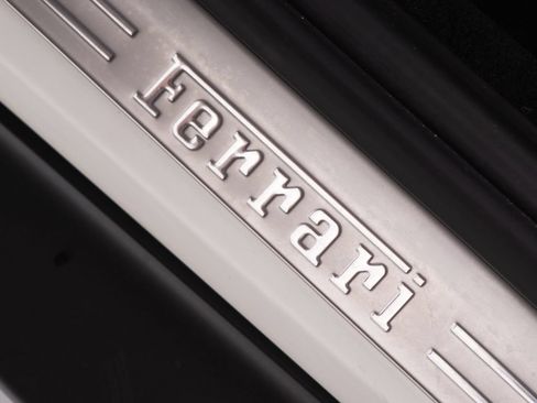 Used 2025 Ferrari Roma Spider RWD image 21