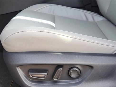 New 2026 Toyota Camry SE image 18