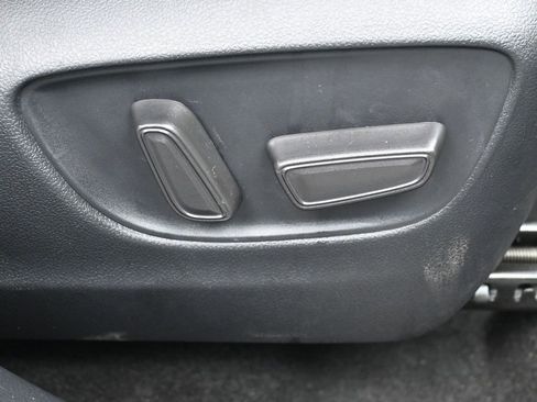 Certified 2023 Toyota Highlander XSE image 37