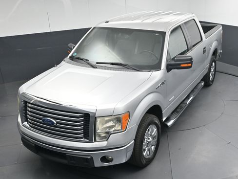 Used 2011 Ford F150 XLT w/ XLT Chrome Pkg image 22