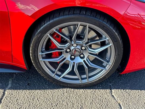 Used 2023 Chevrolet Corvette Z06 image 13