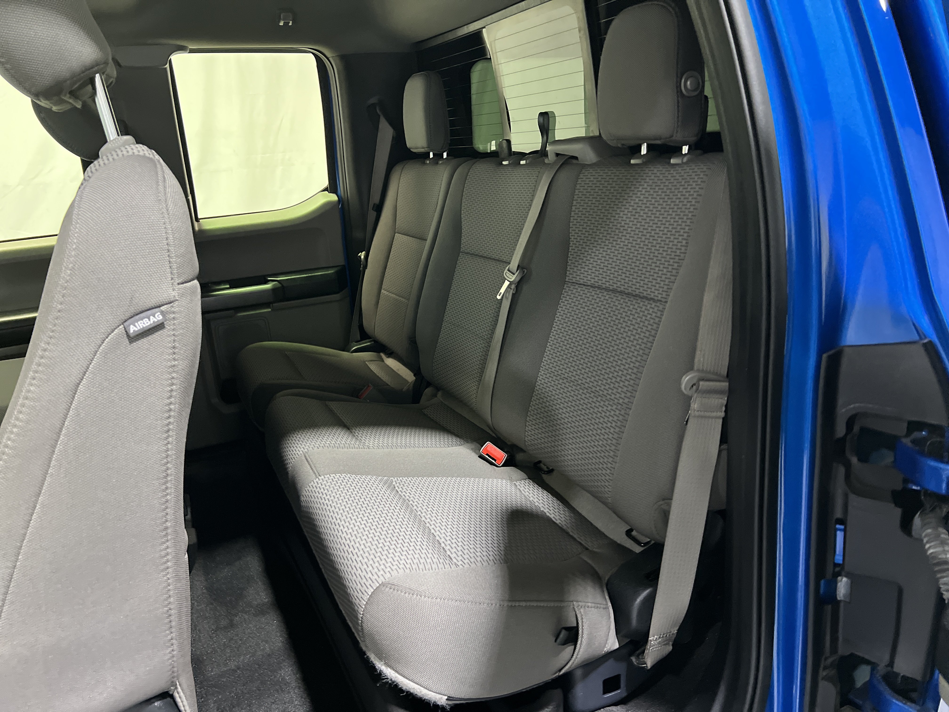 Used 2019 Ford F150 XLT w/ Equipment Group 302A Luxury AWD/4WD image 16