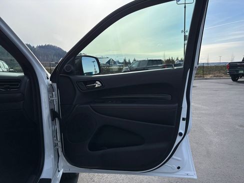 Used 2025 Dodge Durango R/T image 26