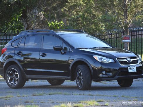 Used 2015 Subaru Crosstrek 2.0i Premium w/ Moonroof Package AWD/4WD image 4