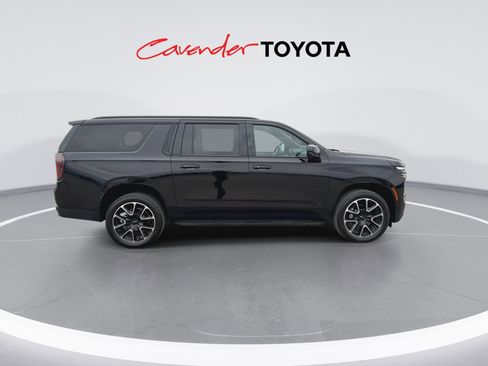 Used 2025 Chevrolet Suburban RST w/ Sun And Tow Package image 9