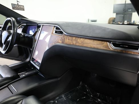 Used 2017 Tesla Model S 90D AWD/4WD image 40