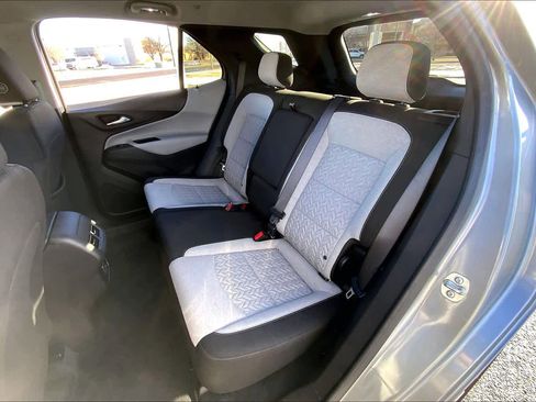 Used 2024 Chevrolet Equinox LT image 21