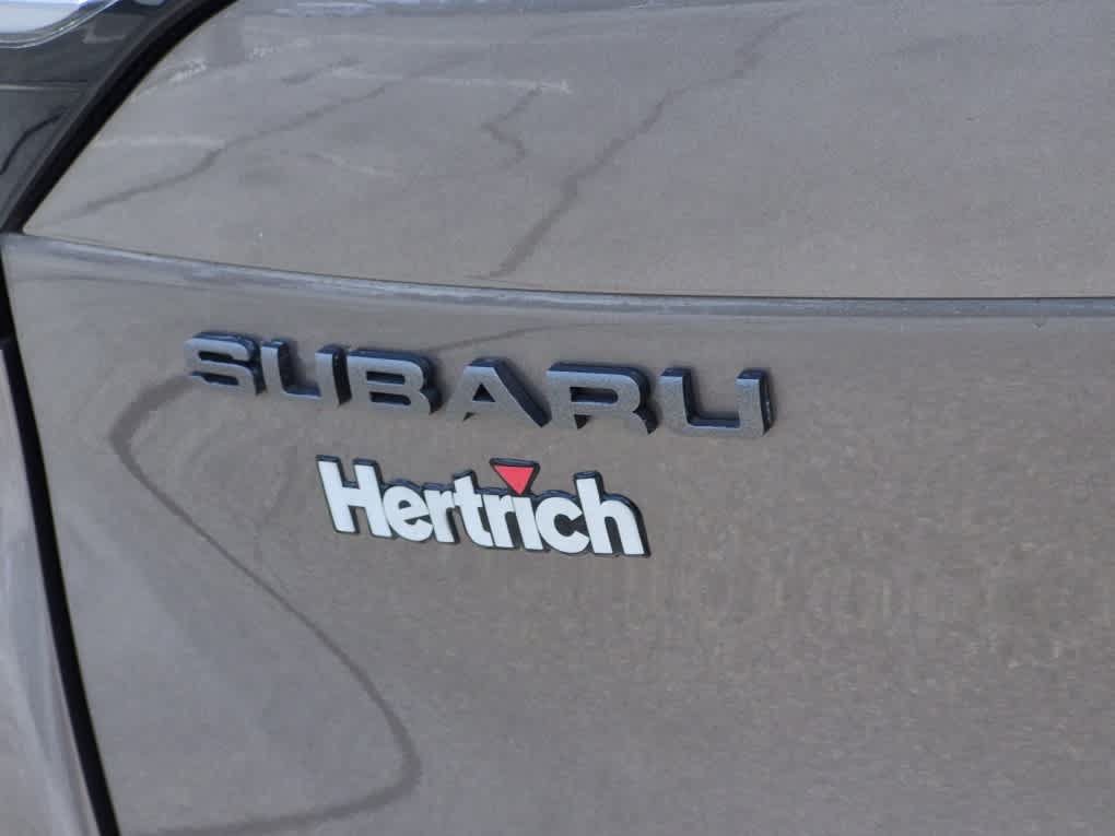 Used 2025 Subaru Forester Touring w/ Popular Package - Touring AWD/4WD image 26