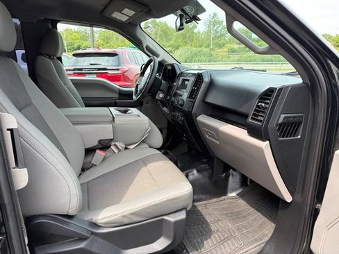 Used 2016 Ford F150 XL w/ Equipment Group 101A Mid AWD/4WD image 10