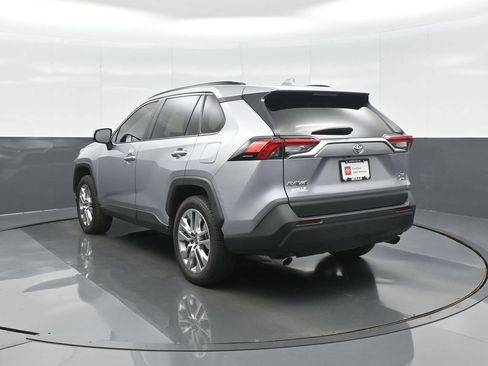 Used 2024 Toyota RAV4 XLE Premium AWD/4WD image 5
