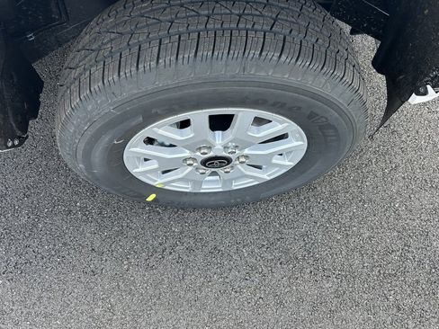 Used 2026 Toyota Tacoma SR5 image 22