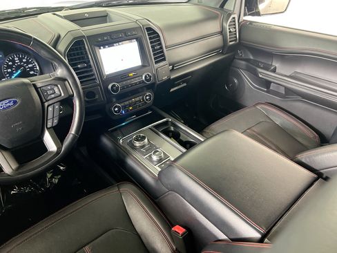 Used 2019 Ford Expedition Limited w/ Equipment Group 303A AWD/4WD image 24