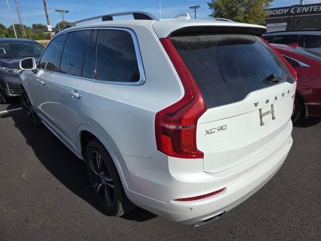 Used 2018 Volvo XC90 T6 Momentum w/ Convenience Package AWD/4WD image 2