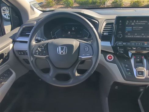 Used 2024 Honda Odyssey EX-L image 15