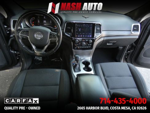 Used 2019 Jeep Grand Cherokee Laredo w/ 18" Wheel & 8.4" Radio Group RWD image 18