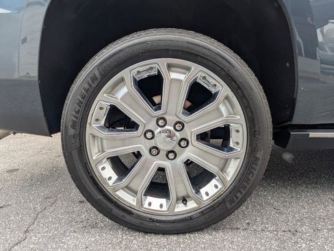 Used 2019 GMC Yukon Denali w/ Open Road Package AWD/4WD image 15