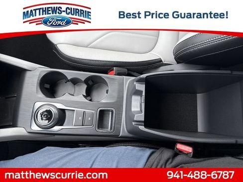 New 2025 Ford Escape SE w/ PHEV Premium Package image 22