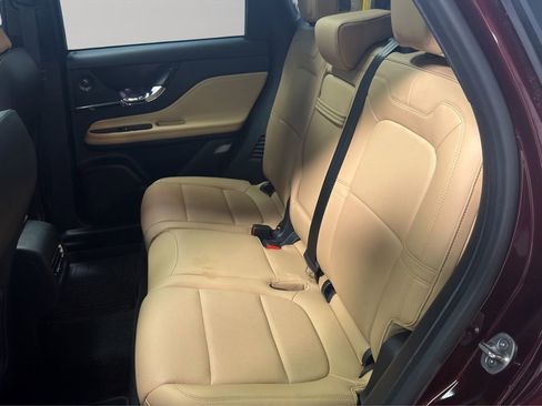 Used 2021 Lincoln Corsair Reserve AWD/4WD image 17