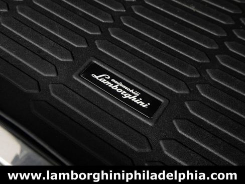 Used 2022 Lamborghini Urus AWD/4WD image 51