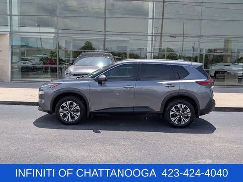 Used 2023 Nissan Rogue SV w/ SV Premium B Package AWD/4WD image 2