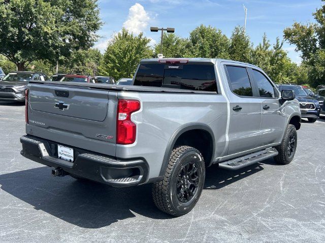 Used 2024 Chevrolet Silverado 1500 ZR2 w/ Technology Package AWD/4WD image 4