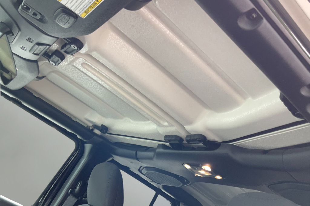 Used 2023 Jeep Gladiator Sport AWD/4WD image 15