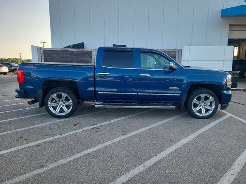 Used 2016 Chevrolet Silverado 1500 High Country w/ High Country Premium Package AWD/4WD image 7