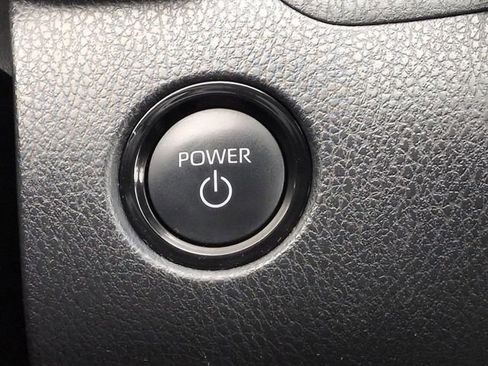 Certified 2025 Toyota Camry LE image 19