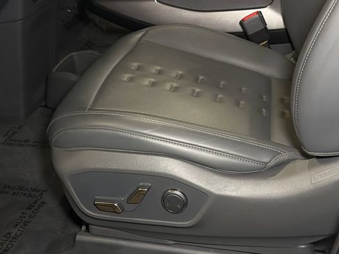 Certified 2024 Kia EV9 Wind AWD/4WD image 27