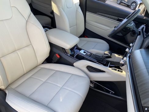 New 2025 Kia Telluride EX image 8