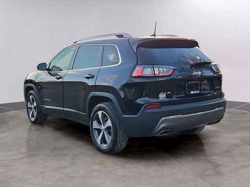 Used 2020 Jeep Cherokee Limited image 32