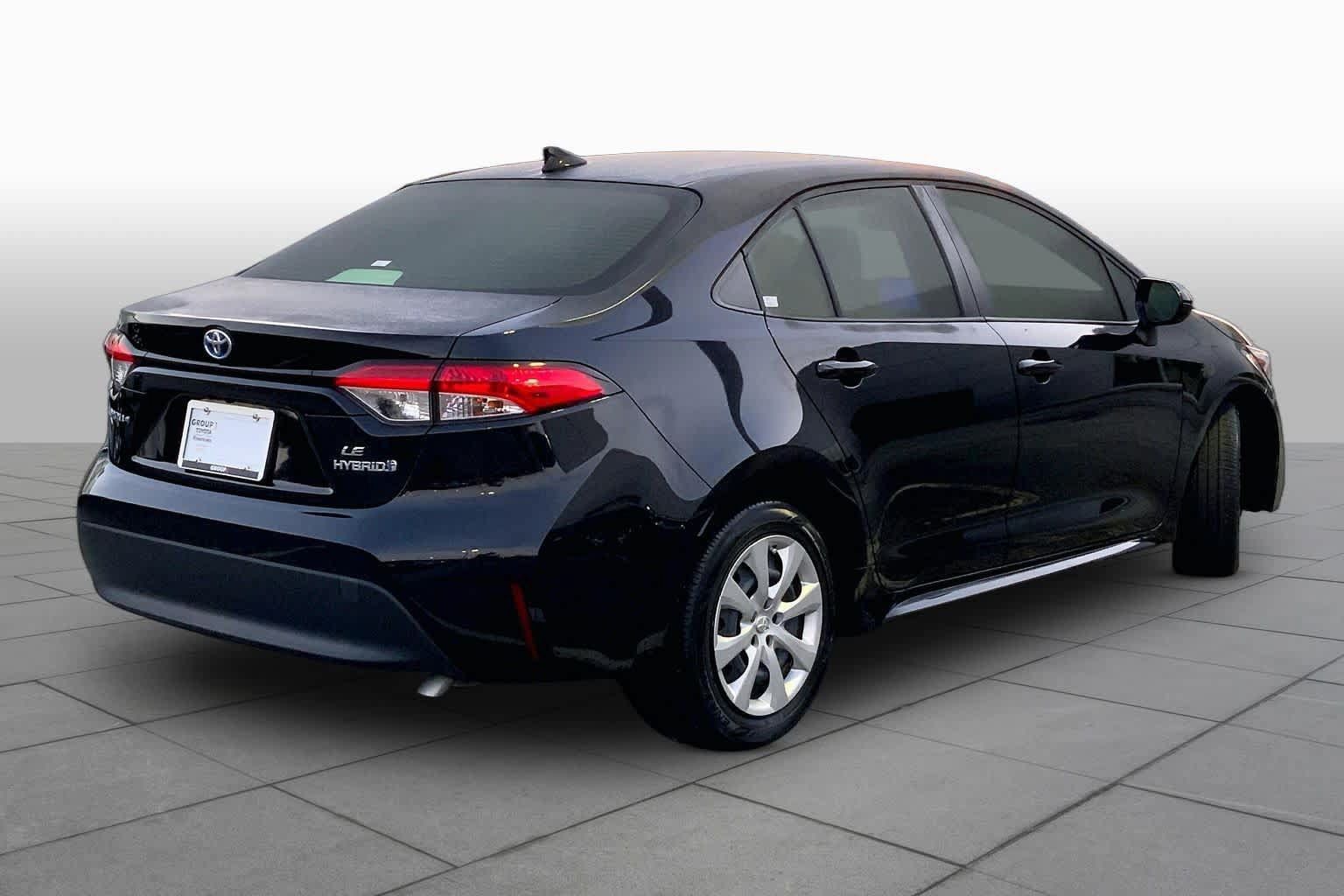 Used 2024 Toyota Corolla LE FWD image 12