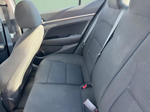 Used 2020 Hyundai Elantra SEL w/ Cargo Package (C1) image 9