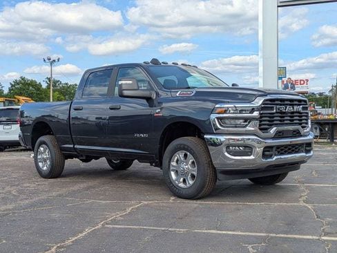New 2026 RAM 2500 Big Horn AWD/4WD image 2