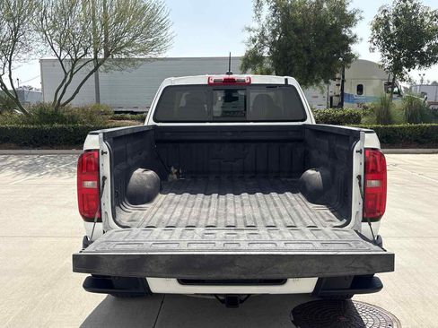 Used 2019 Chevrolet Colorado Z71 AWD/4WD image 10
