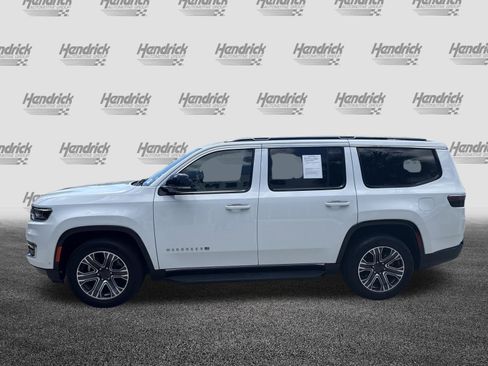 Used 2024 Jeep Wagoneer Series II w/ Flexible Seating Group RWD image 6